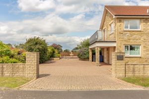 Photo 16- click for photo gallery